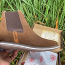 Kit Bota de Hombre Fazer en Cuero Legítimo con Plantilla Ortopédica +REGALO: Gorra, Cinturón y Billetera